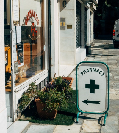 Pharmacy_sign